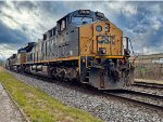 CSX 7570 leads the waiting M332.